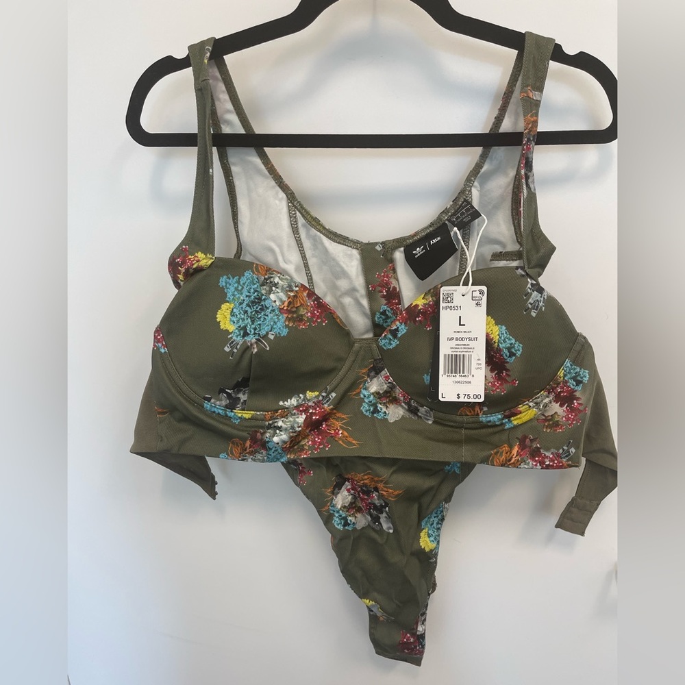 NWT Adidas x Ivy Park Bodysuit Size L